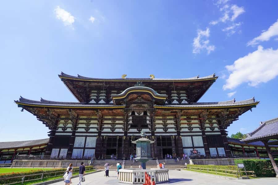 Nara: Half-Day UNESCO Heritage & Local Culture Walking Tour - A pyramid-shaped mystery and a hilltop view