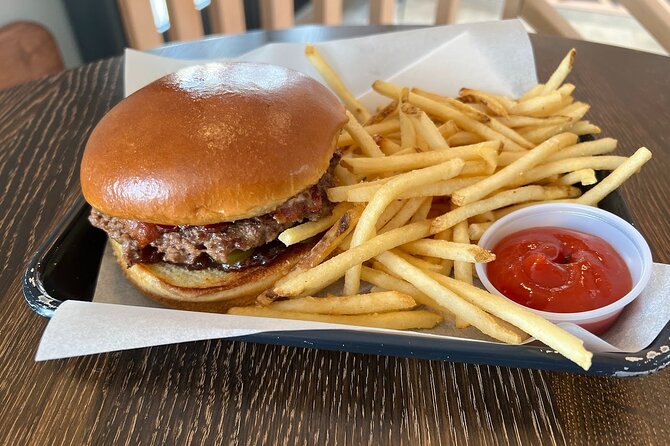 Nashville: Food Tour with 5+ Tastings of Local Delicacies - Choosing between East Nashville and 12South