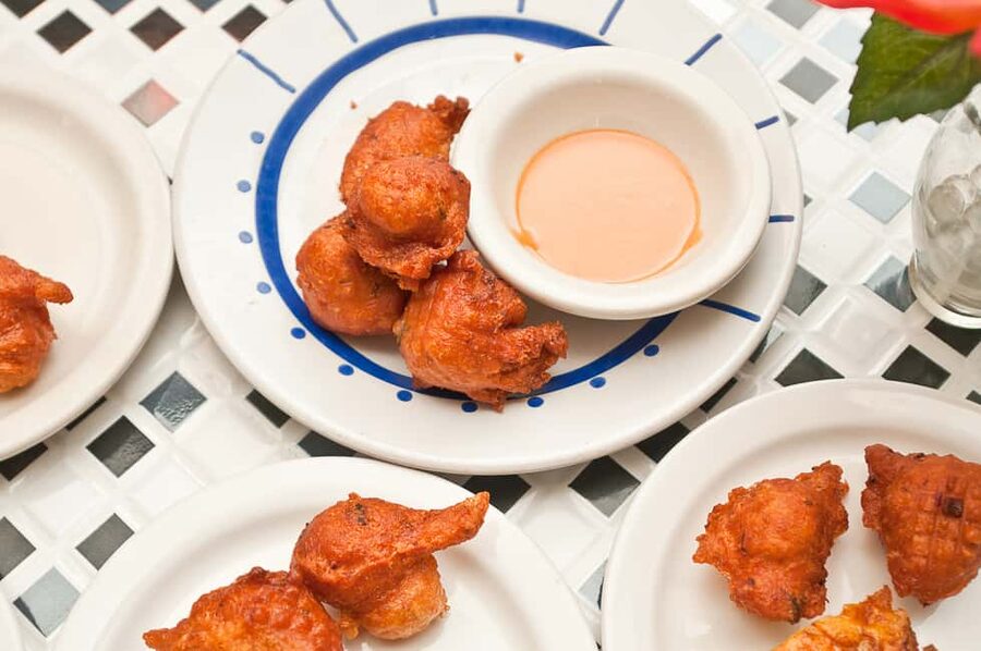 Nassau: Bites and Sites Food and Cultural Walking Tour - Meeting Nassau’s food makers