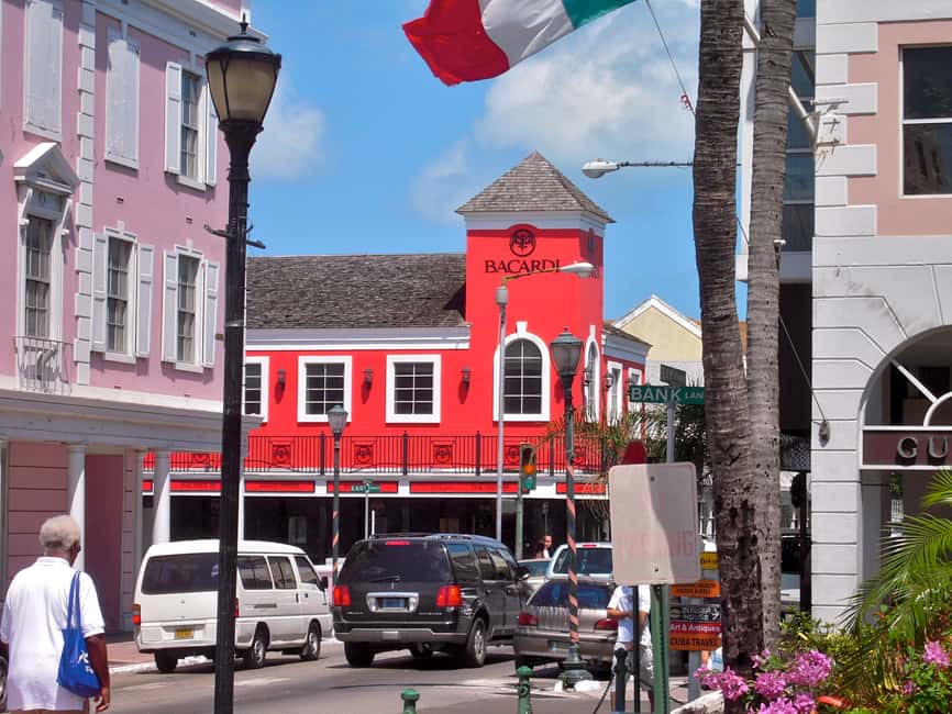 Nassau: Cultural Walking Tour of Downtown Nassau Attractions - Why this Nassau walking tour works