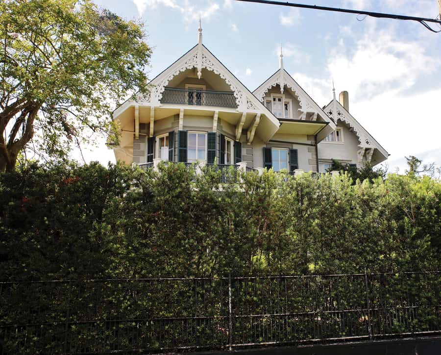 New Orleans: 2-Hour Homes of the Rich & Famous Walking Tour - What $25 gets you