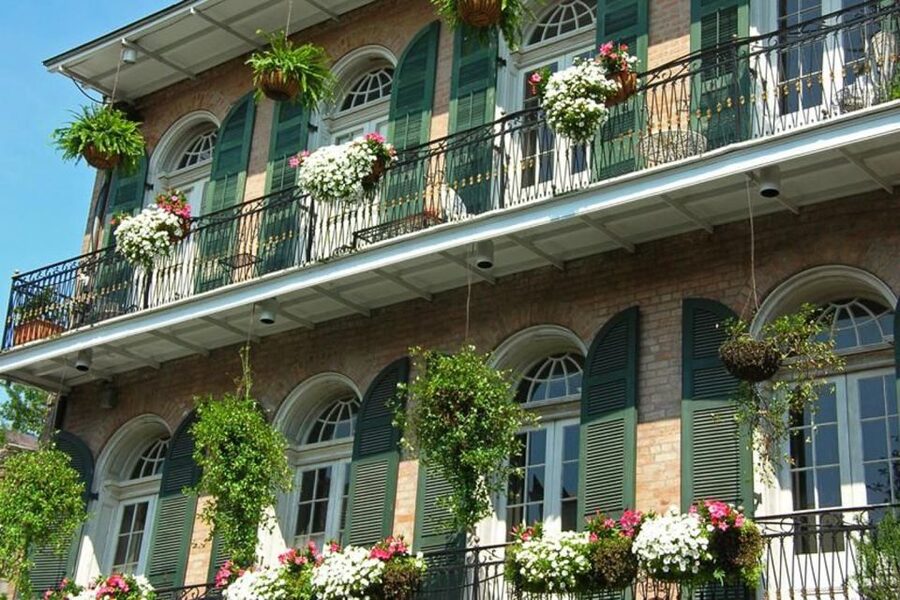 New Orleans: Five-in-One City Walking Tour - Vampires, ghosts, and the darker side of New Orleans