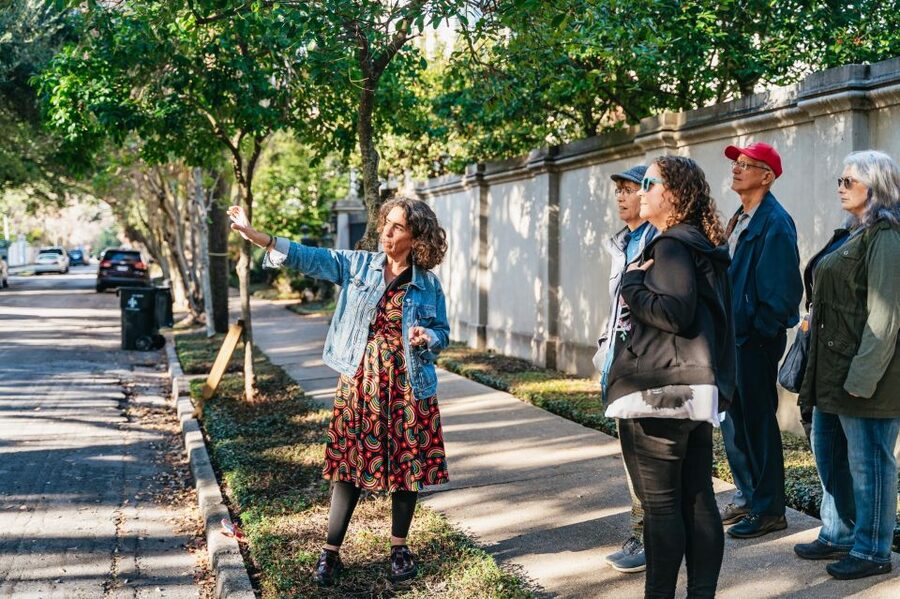 New Orleans: Garden District Guided Walking Tour - Walking beneath the trees and past grand homes