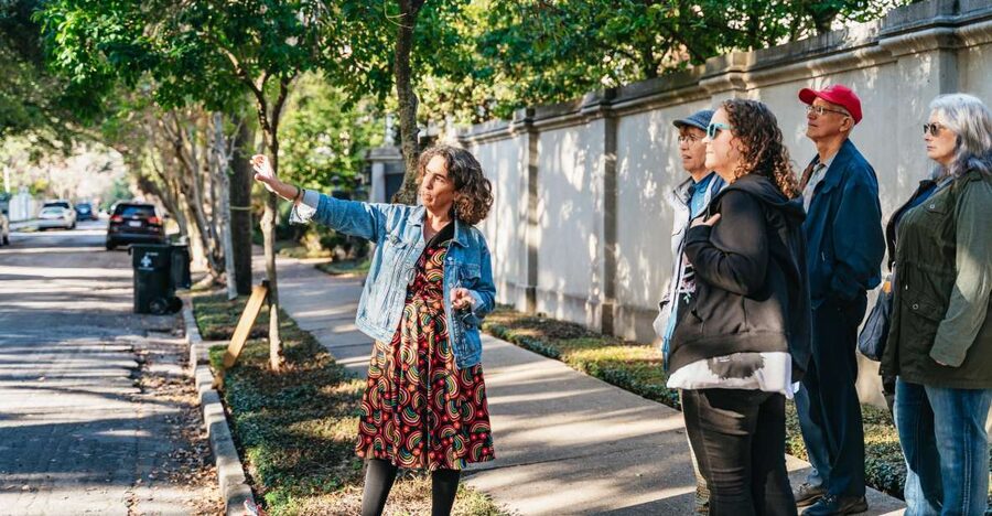 New Orleans: Garden District Guided Walking Tour - Starting with the story behind the streets