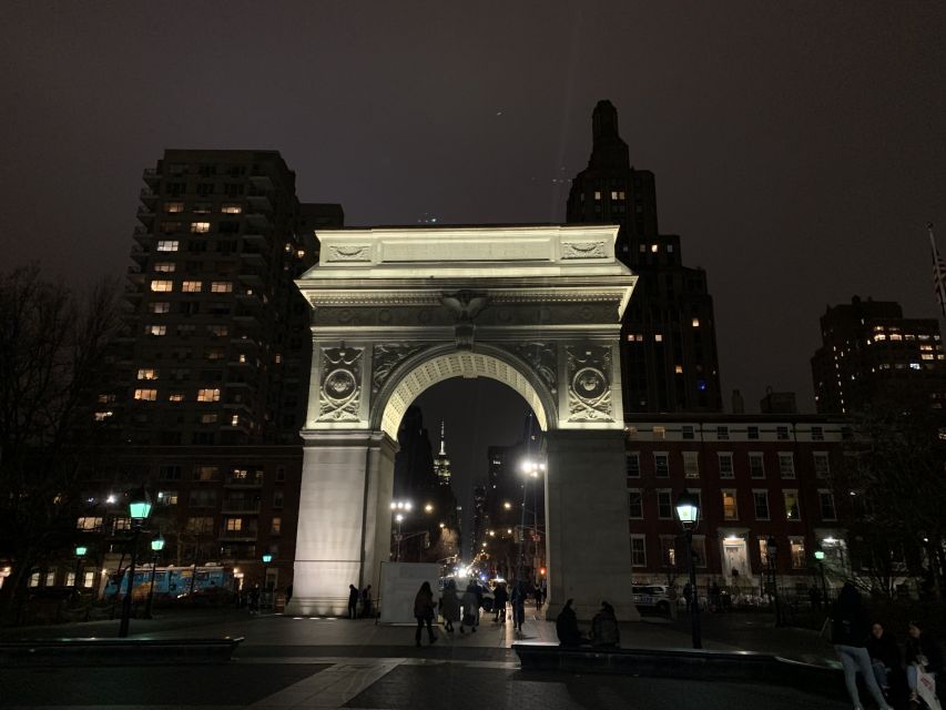 New York City: Gangsters and Ghosts 2-Hour Walking Tour - How the pace and group size affect the walk