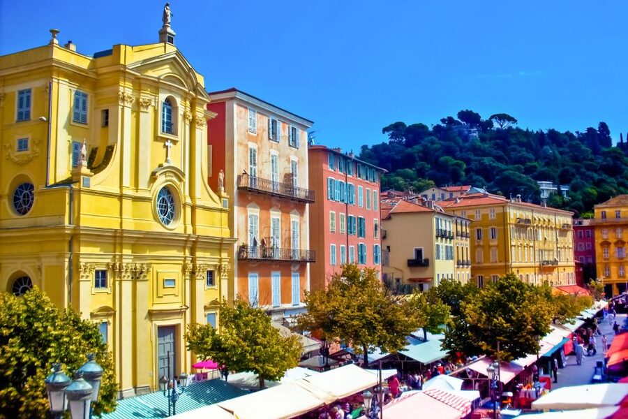 Nice: Old Town Treasures Walking Tour - Enter Vieux-Nice through an old Italian doorway