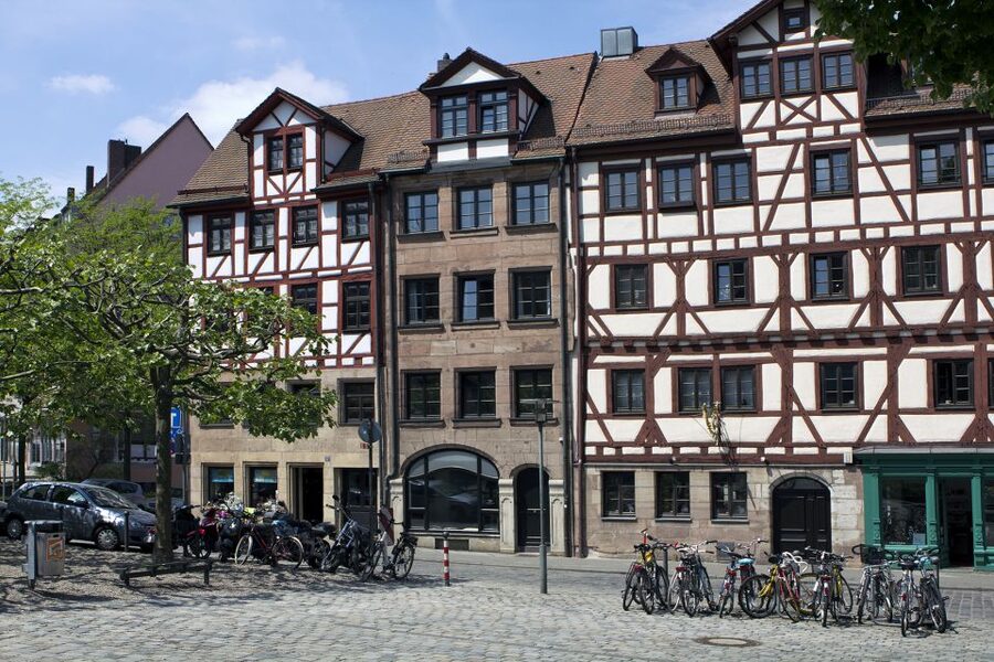 Nuremberg: Old Town Guided Walking Tour - Weissgerbergasse and the pleasure of a smaller street