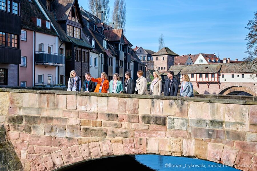 Nuremberg: Old Town Guided Walking Tour - Hauptmarkt: Nuremberg’s grand opening scene