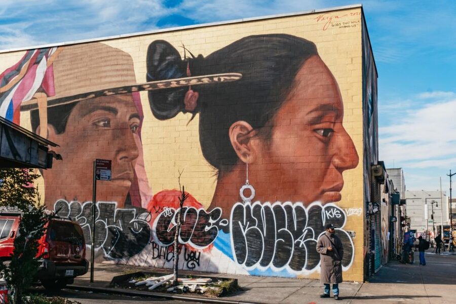 NYC: Brooklyn Graffiti & Street Art Walking Tour in Bushwick - What the guide adds for your $32