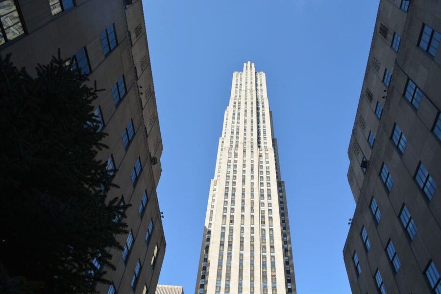 NYC: Guided Bus and Walking Tour with Staten Island Ferry - The guide and driver make or break the day