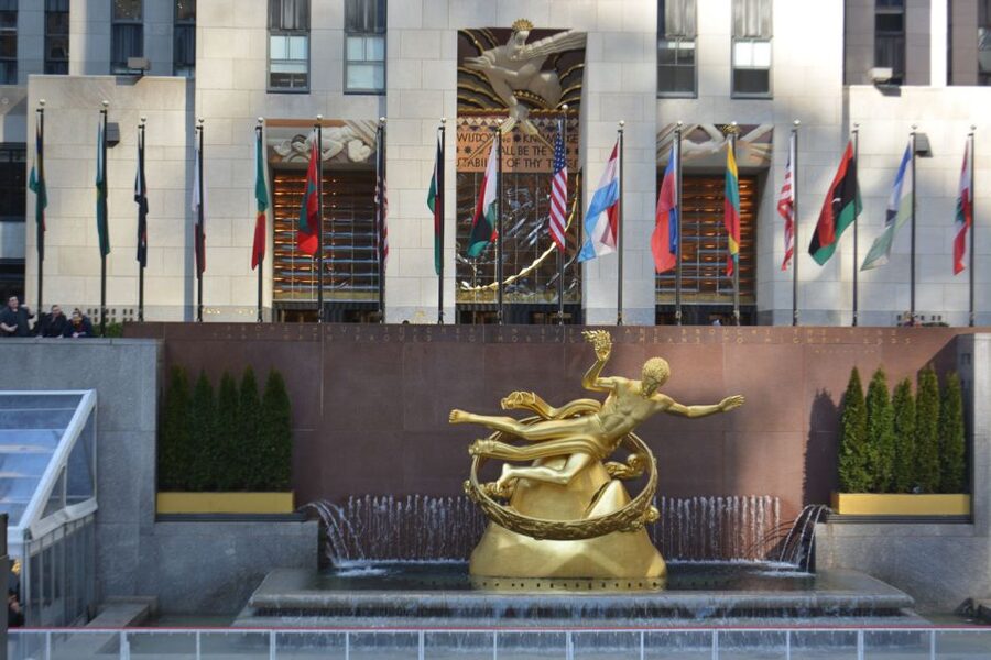 NYC: Guided Bus and Walking Tour with Staten Island Ferry - Wall Street and the Financial District