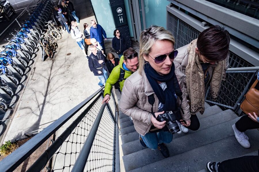 NYC: High Line, Chelsea, & Meatpacking District Walking Tour - What the guide adds to the walk