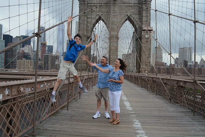 NYC Professional Photoshoot and Walking Tour with Private Guide - Starting in Times Square at 209 West 42nd Street