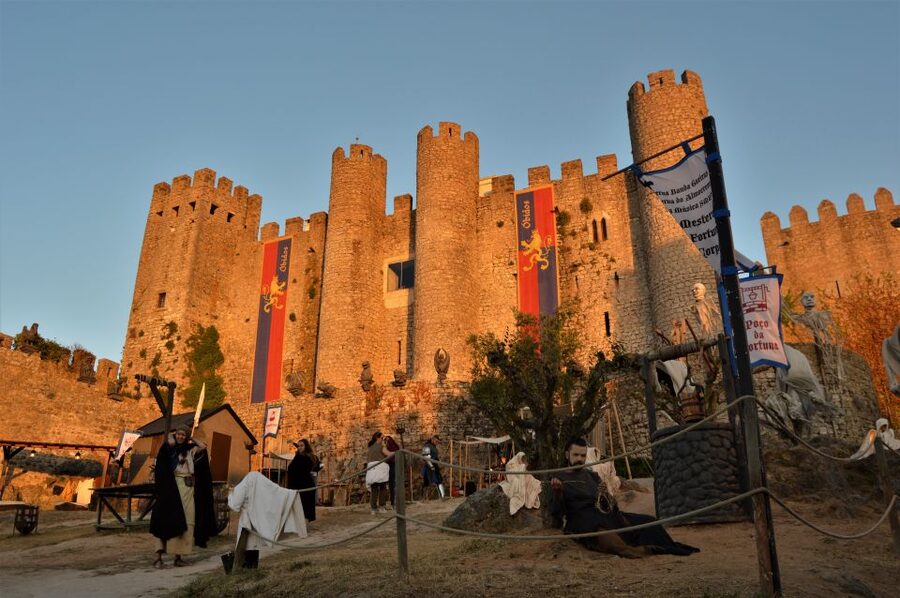 Óbidos: Medieval Tales & Secrets Spots Guided Walking Tour - Two Bookstores In Historic Buildings