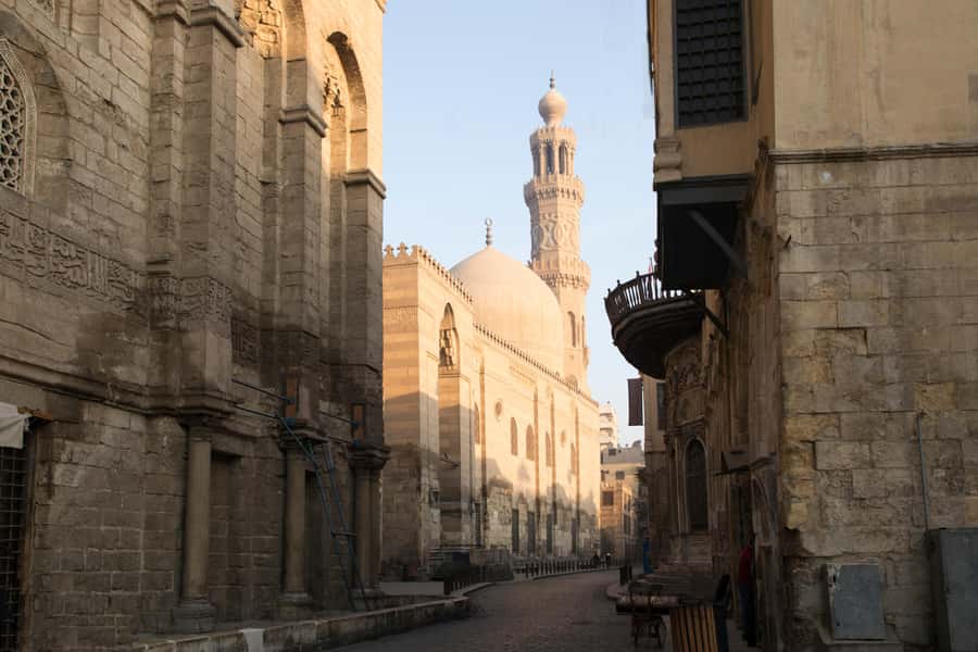 Old Cairo Guided Walk Tour: History, Culture & Street Bites - Bayt al-Suhaymi and life behind the walls