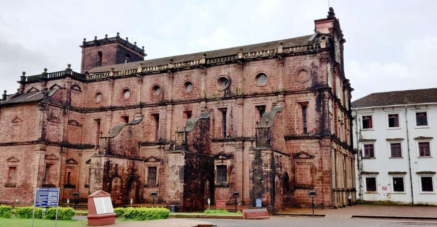 Old Goa: Walking Tour of Heritage Churches - Why Old Goa works best with a guide
