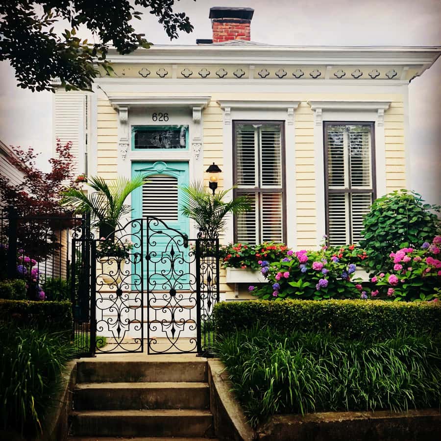Old Louisville: History and Architecture Walking Tour - How good are the guides?