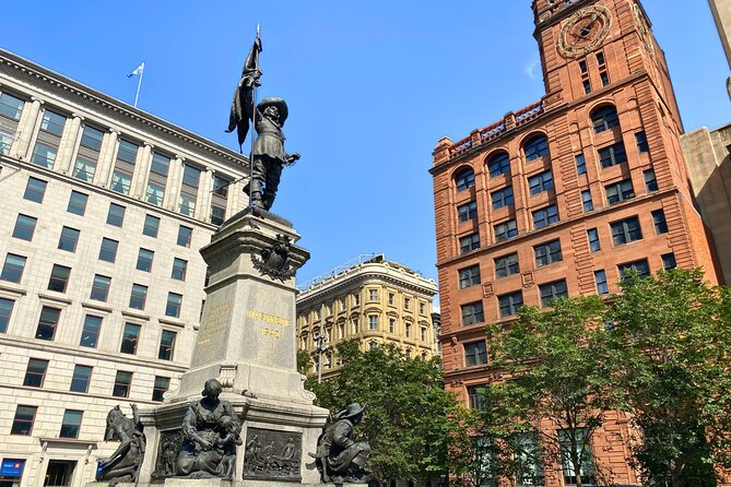 Old Montreal Private Walking Tour - What the guides add to the two hours
