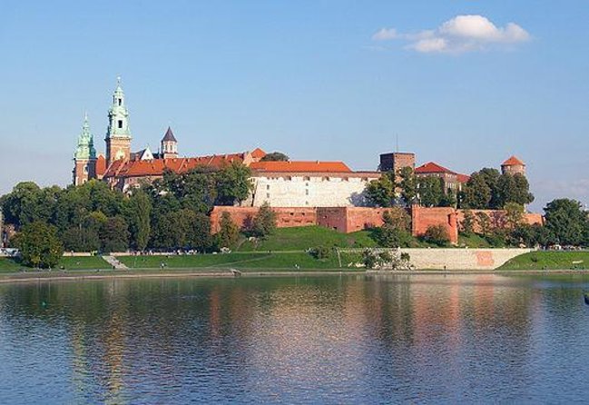 Old Town Krakow & Wawel Castle Walking Tour - Key points before you book