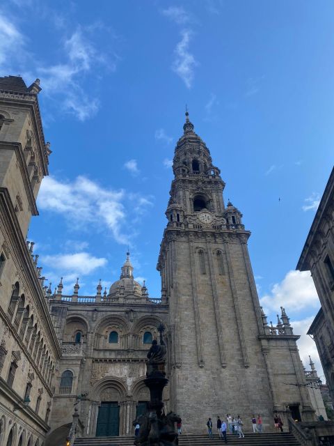 Old town walking tour in a small group - Ancient lanes and a useful return to the starting point