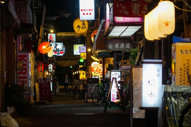 Osaka Bar Hopping Night Walking Tour in Namba (3 bars, 6 tastes) - Three bars, six tastes, and a full evening meal