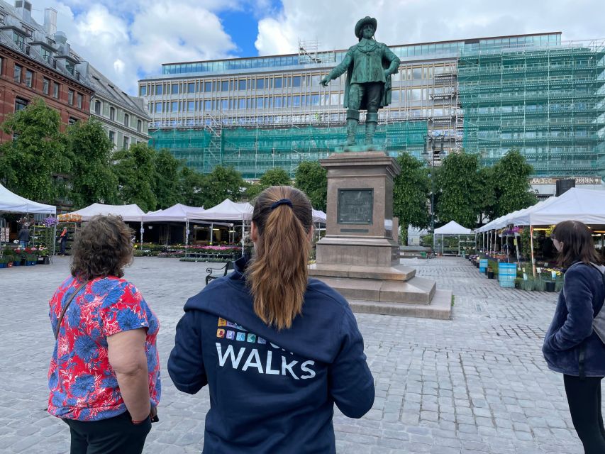 Oslo: Best of Oslo Walking Tour - Oslo Cathedral, the bazaars, and the old commercial center