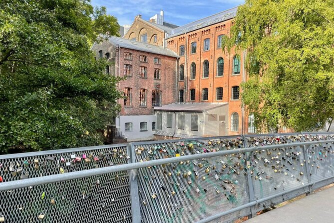 Oslo: Grünerløkka Food & Culture Walking Tour - Walking beside the Akerselva River