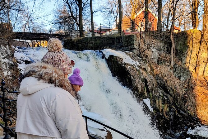Oslo: Grünerløkka Food & Culture Walking Tour - How much food do you really receive?