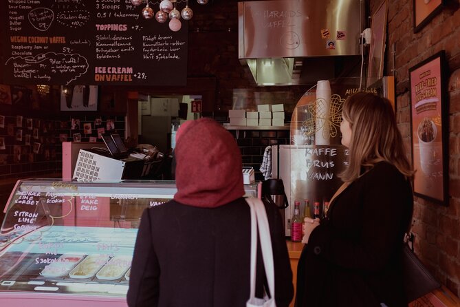 Oslo: Grünerløkka Food & Culture Walking Tour - Vulkan and the food culture behind the dishes