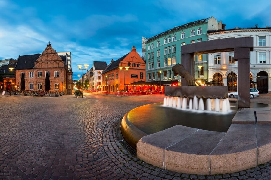 Oslo: Historic Myths & Legends Evening Walking Tour - Christiania Torv and Oslo’s older center