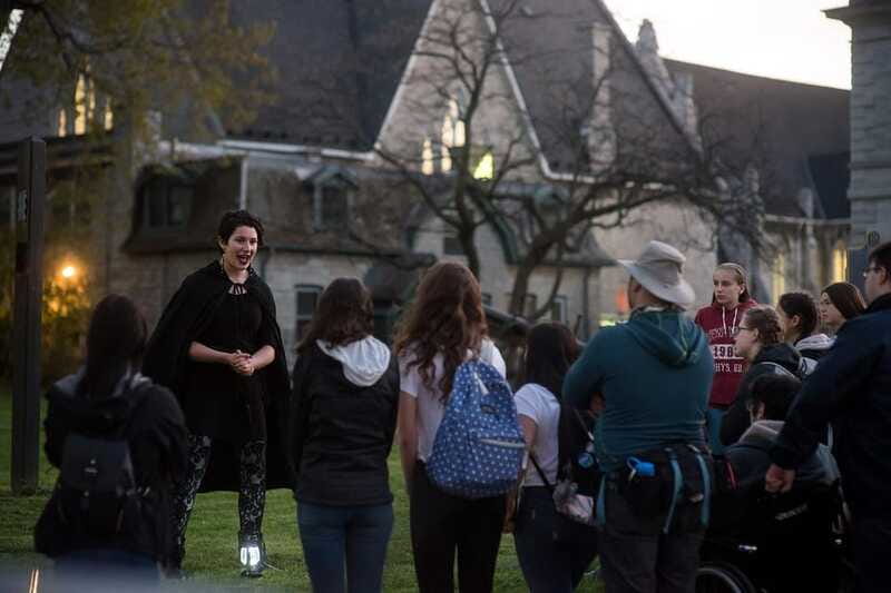 Ottawa: Haunted Night Walking Tour - Fairmont Château Laurier after sunset