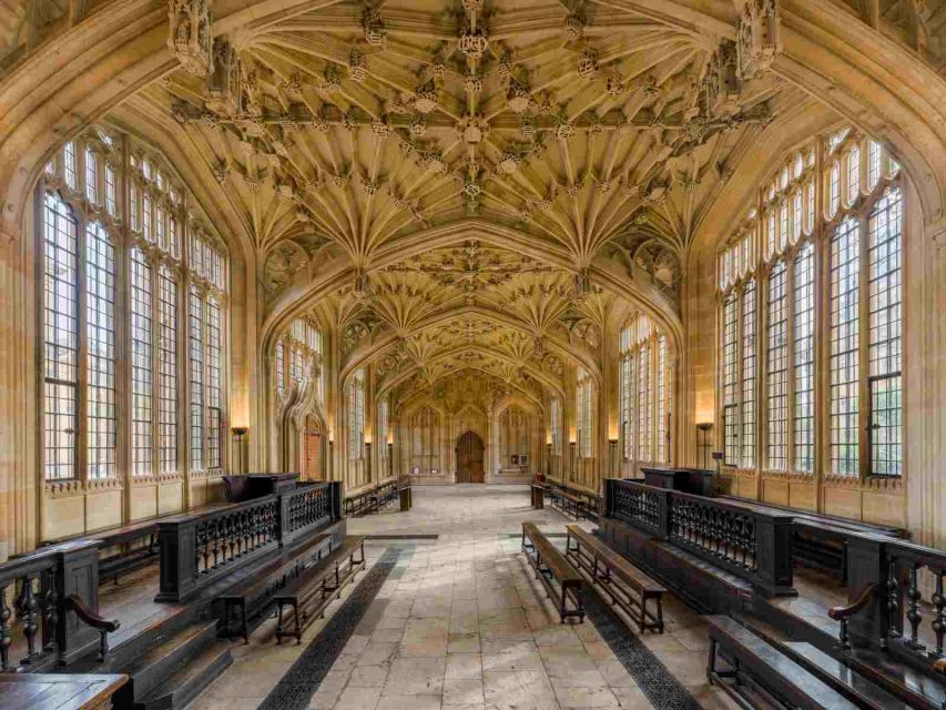 Oxford: Harry Potter Walking Tour Including New College - What the guides do best