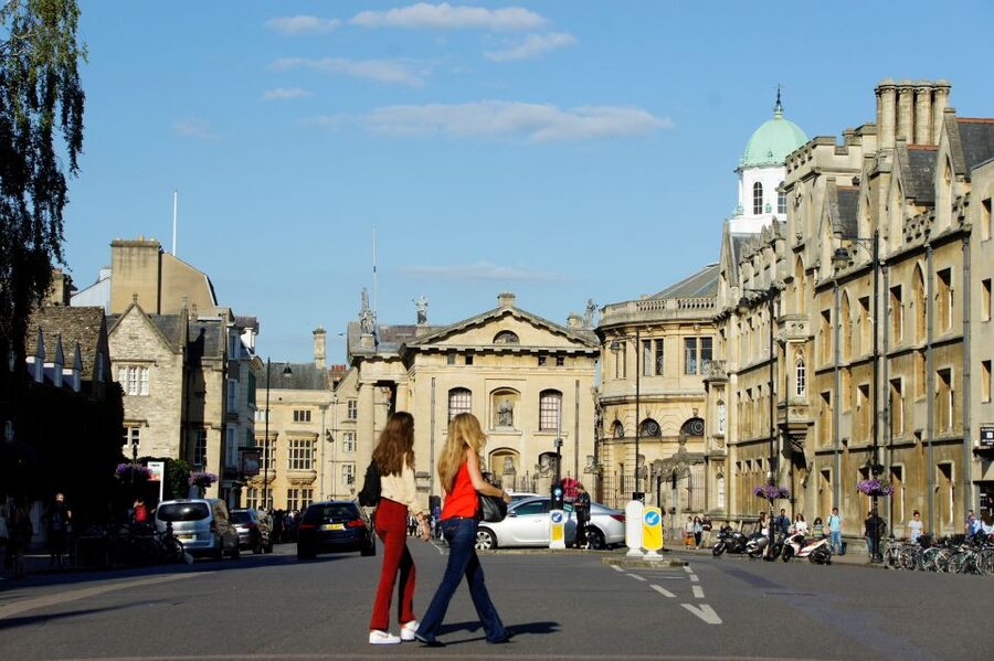 Oxford: Official University and City Walking Tour - Starting on Broad Street, once a city ditch