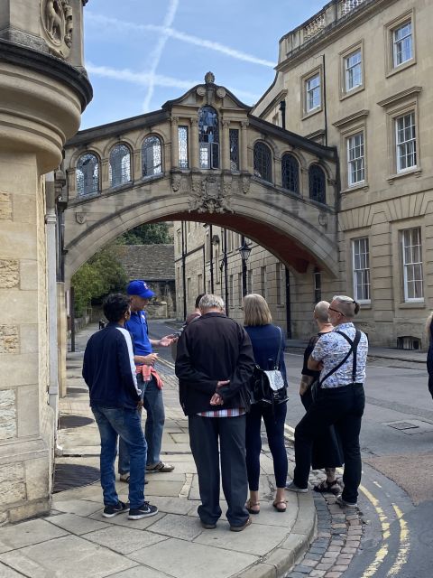 Oxford University: Walking Tour By Alumni™ & New College - The Sheldonian Theatre and Divinity School