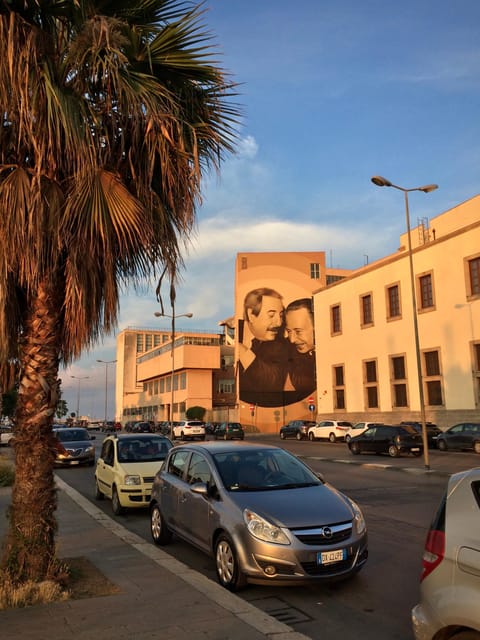 Palermo: Anti-Mafia Heroes Evening Walking Tour - Ten sites across La Kalsa
