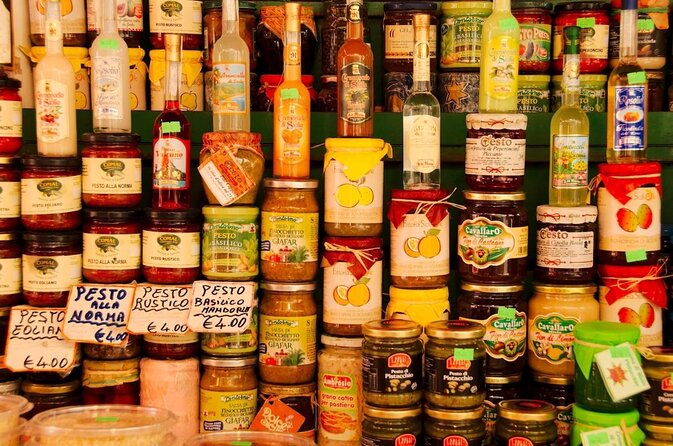 Palermo Original Street Food Walking Tour by Streaty - Capo Market: Palermo at street level