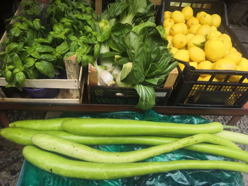 Palermo: Street Food Walking Tour with Local Guide & Tasting - How much food is enough for $52?