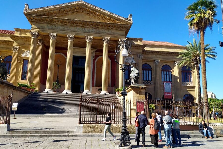 Palermo: Walking Tour of Historic Markets and Monuments - Quattro Canti and Fontana Pretoria