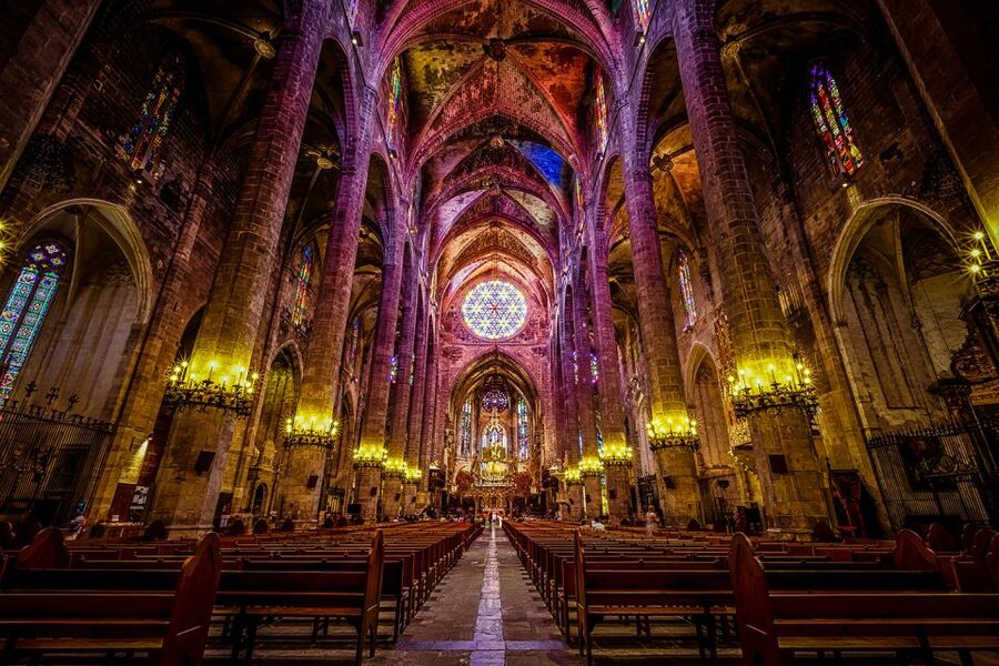 Palma de Mallorca: City Walking Tour with The Cathedral - Entering the Cathedral of Mallorca