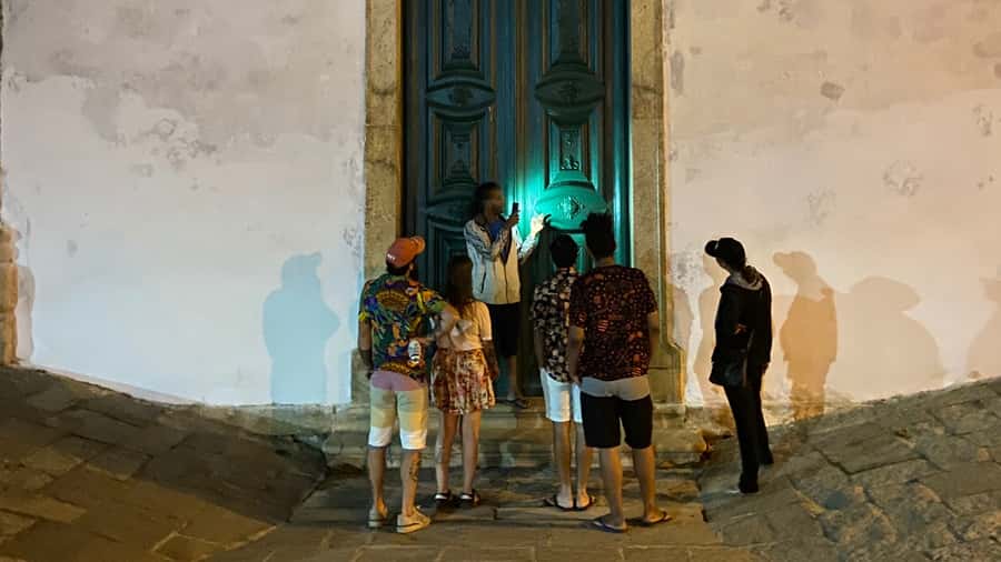 Paraty: Historic Centre Walking Tour & Cachaça Tasting - Paraty’s architecture needs the right light