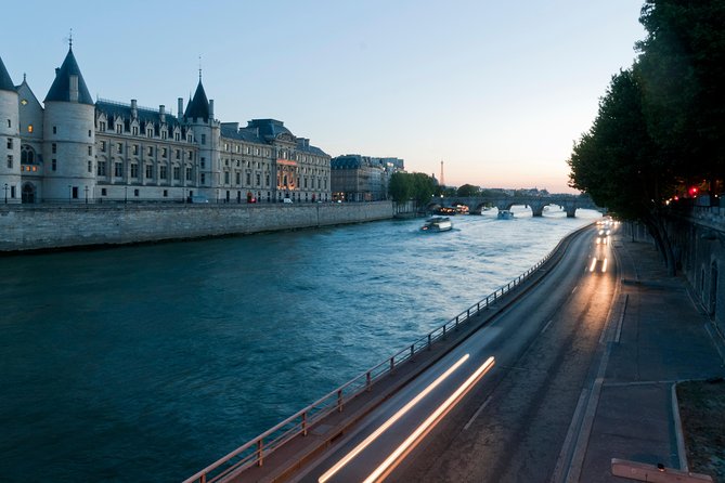 Paris by Night Walking Tour: Ghosts, Mysteries and Legends - Saint-Germain-l’Auxerrois and religious violence