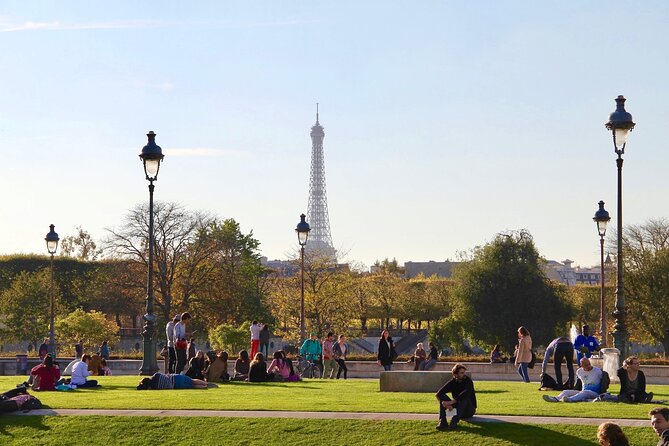 Paris City Center Free Walking Tour (Tip-Based) - Guides make or break this experience