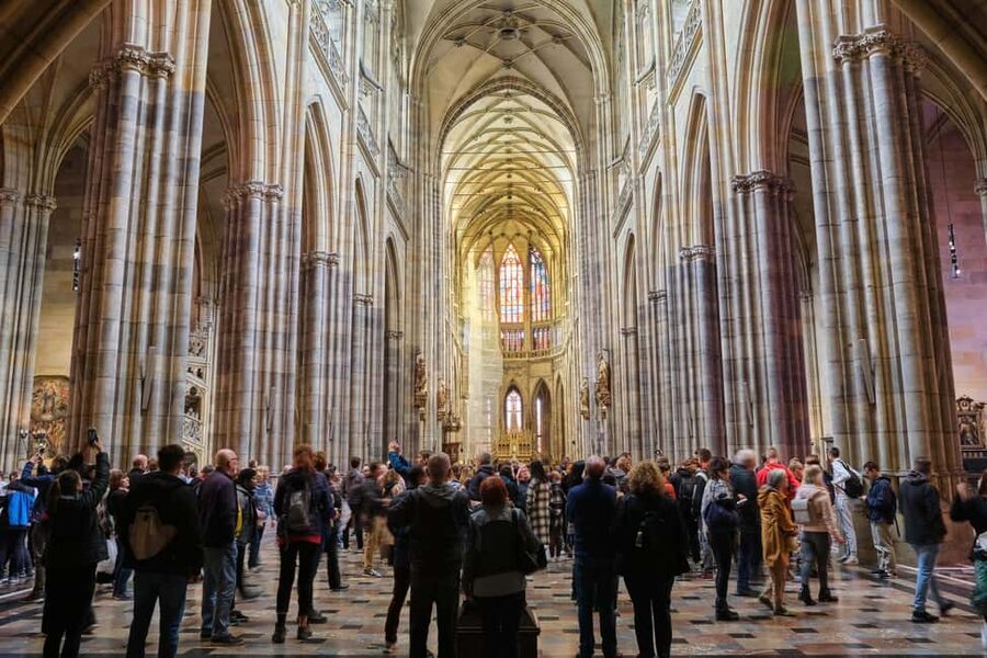 Paris: Early Access Notre Dame Cathedral Walking Tour - What the guides add to the $69 cost