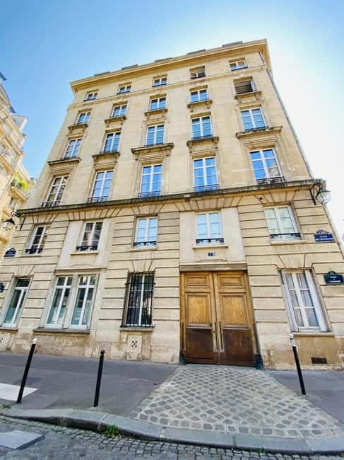 Paris: Emily Filming Locations Walking Tour - Odéon Theatre and Rue Cardinale
