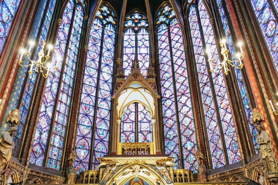 Paris: Ile de la Cité Walking Tour with Sainte-Chapelle - Notre Dame from the outside