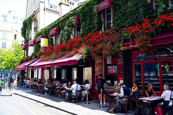 Paris Le Marais Food Tour With 10+ Tastings, Cheese, Wine & More - Baguette lessons and the art of eating bread
