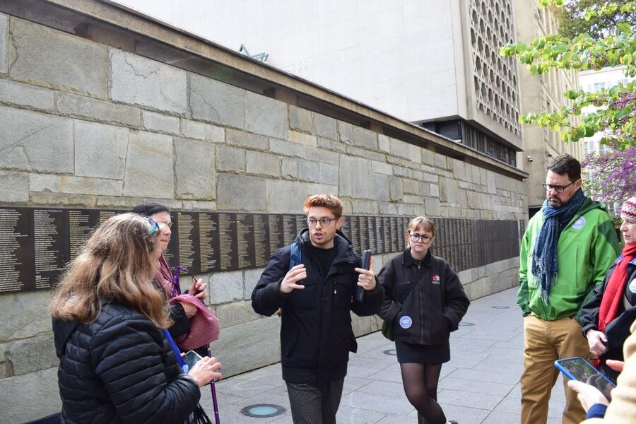Paris: Le Marais & Montmartre Jewish History Walking Tour - Why this Jewish Paris tour works