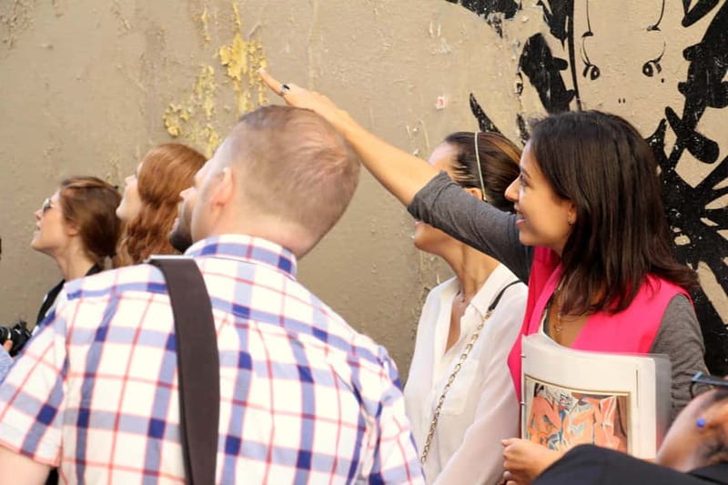 Paris: Montmartre Guided Walking Tour - Place du Tertre and the artist quarter