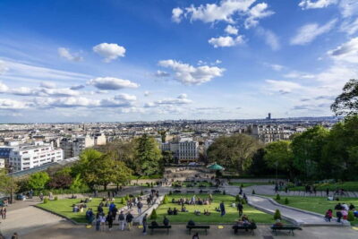 Montmartre Highlights Walking Tour with a Local Guide