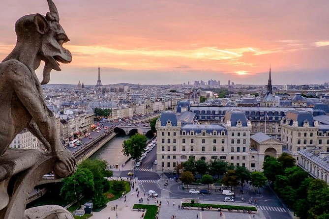 Paris Top Sights Half Day Walking Tour with a Fun Guide - Along the Seine to Île de la Cité
